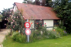 Frogfurlong Cottage Garden Room exterior view